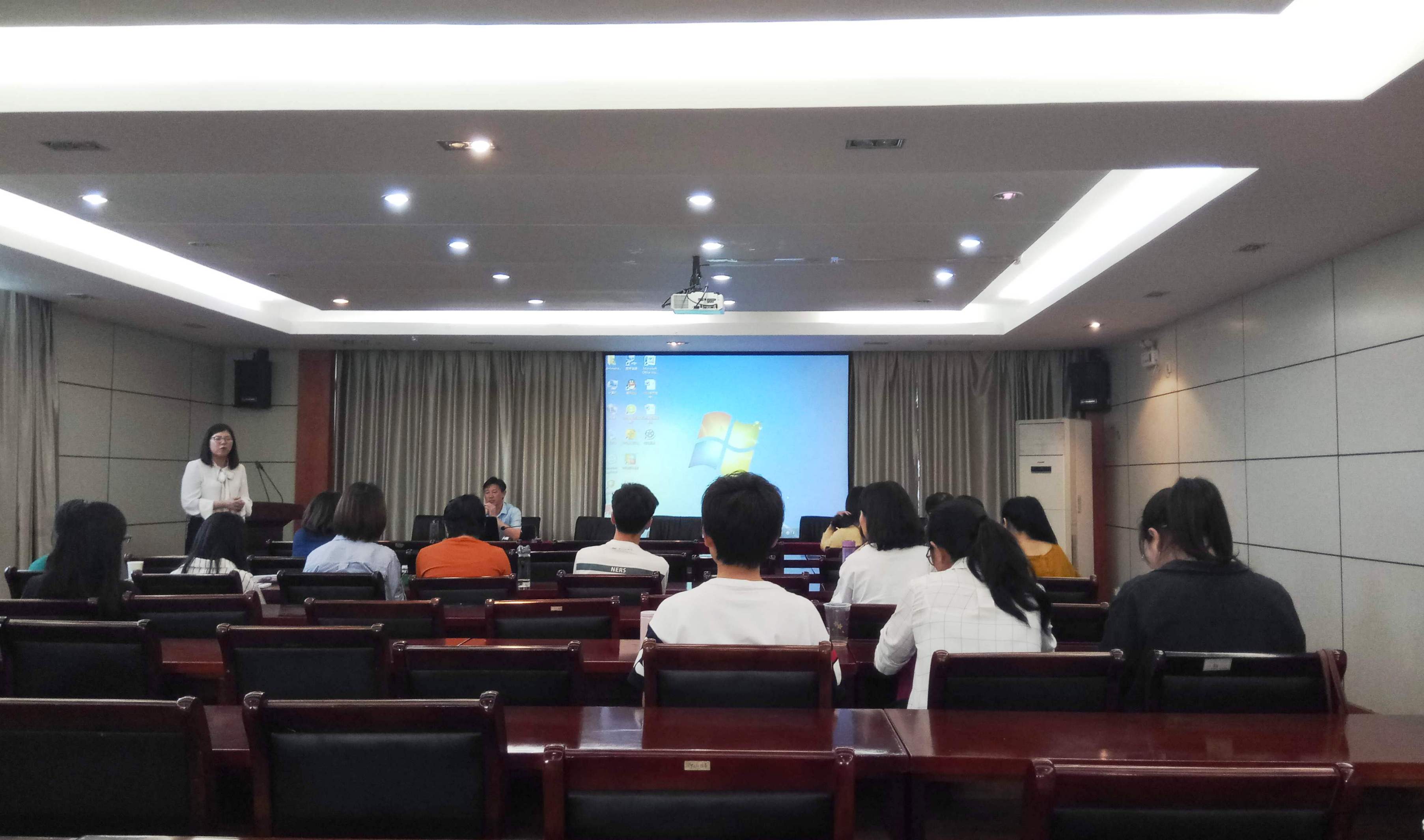 安徽师范大学外国语学院张德让教授来bat365官网做学术讲座