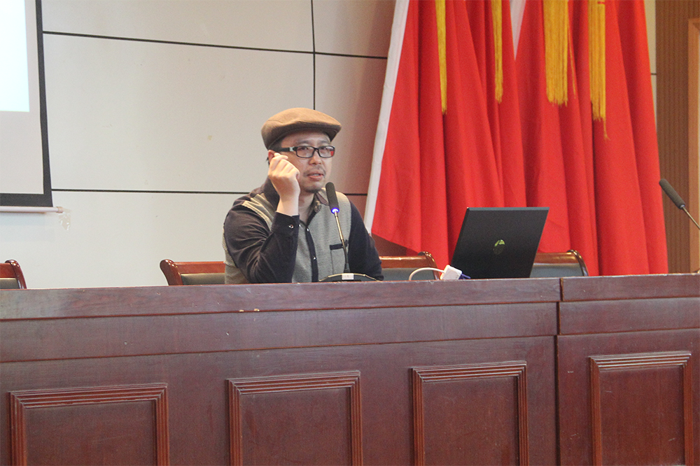 南京体育学院奥林匹克学院艺术系主任张旭副教授来bat365官网做数字媒体专题讲座