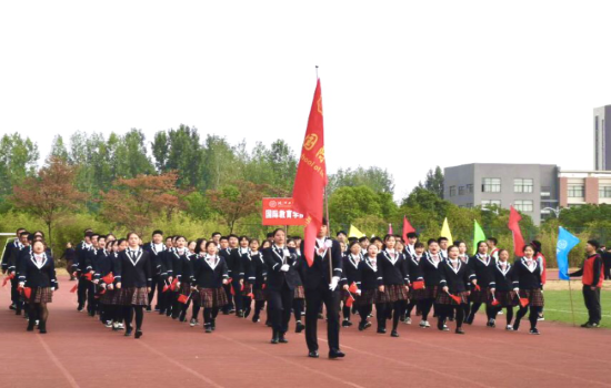 bat365在线中国登录入口第十二届校运动会开幕式顺利召开