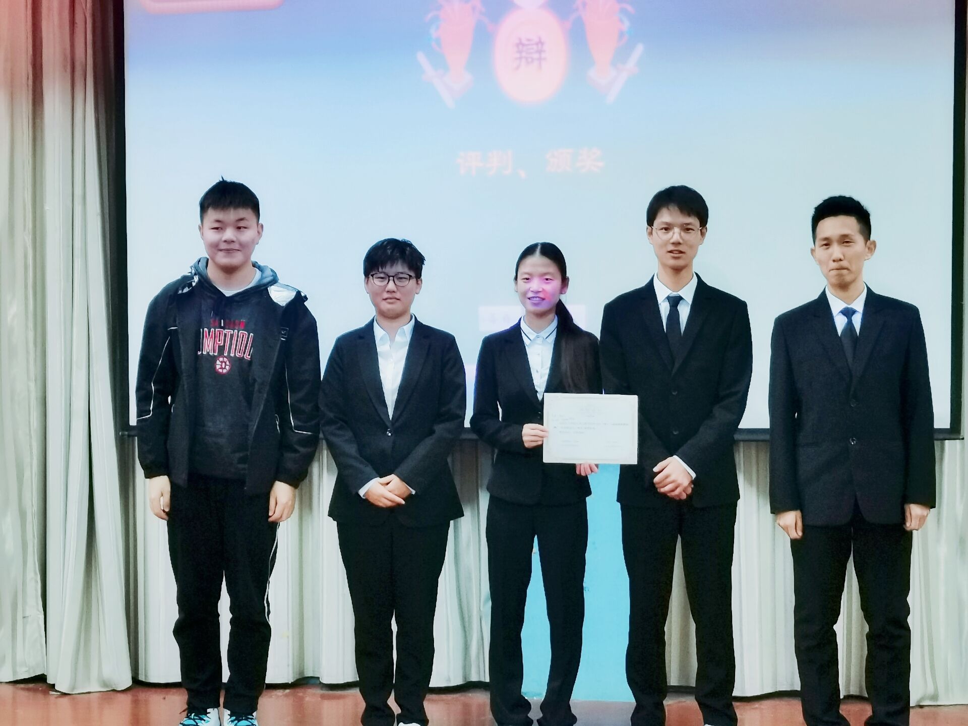 <strong>2020bat365在线中国登录入口土木工程学院逐鹿杯辩论赛总决赛 顺利举行</strong>