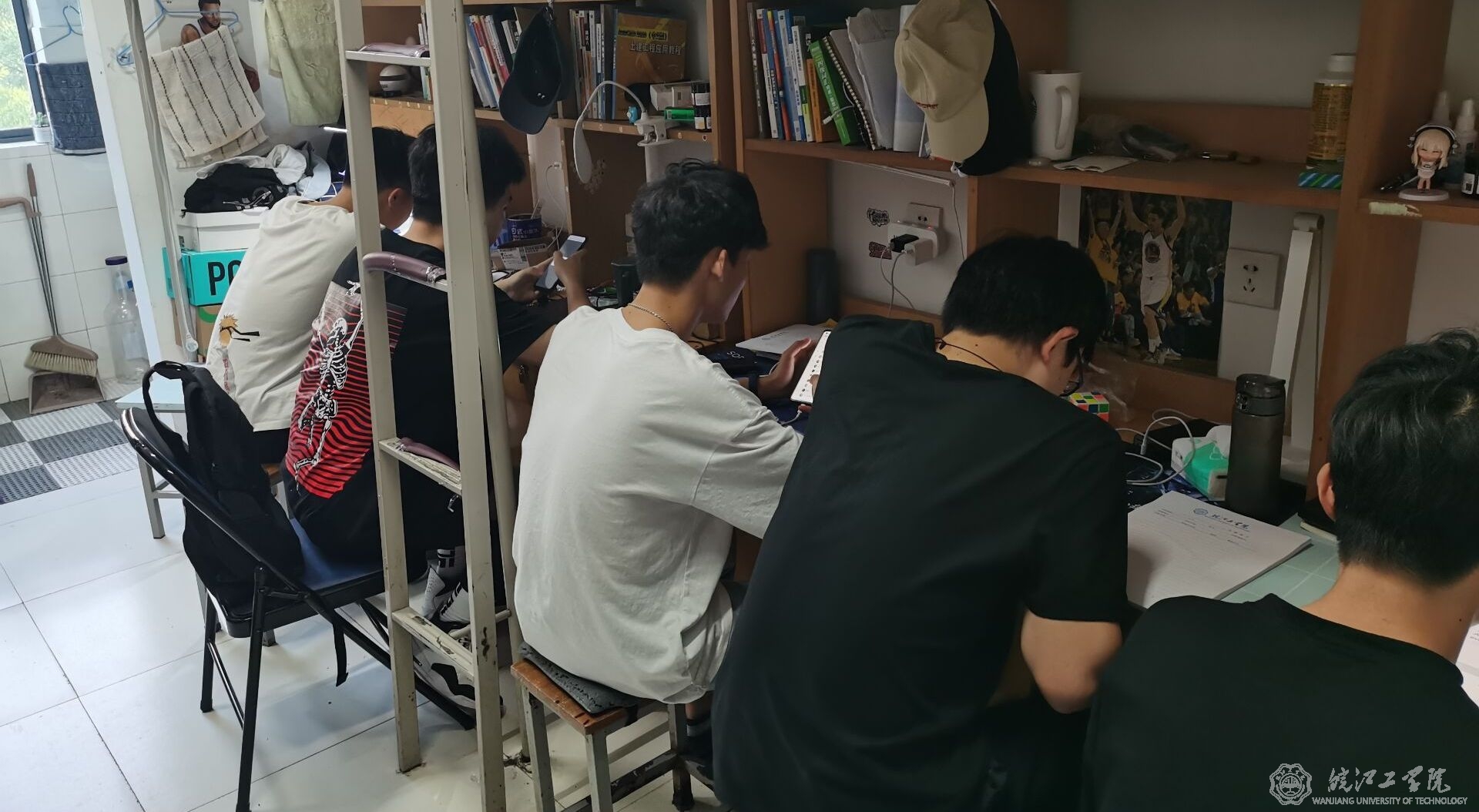 bat365官网举办第二届“词达人杯”线上英语词汇竞赛