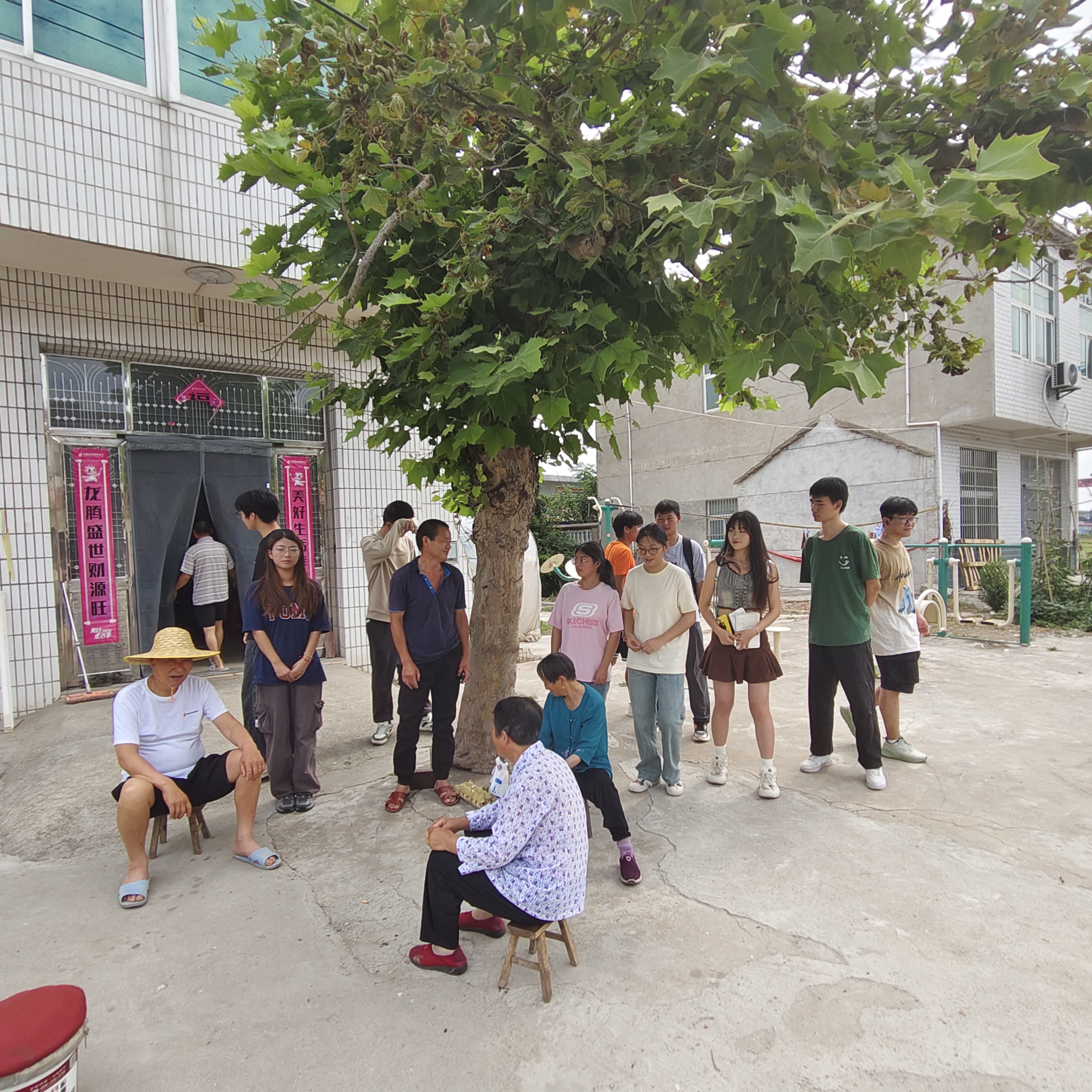 <strong>暑期“三下乡”社会实践（一）：bat365在线中国登录入口“姥下河社会实践团队”三下乡活动圆满结束</strong>