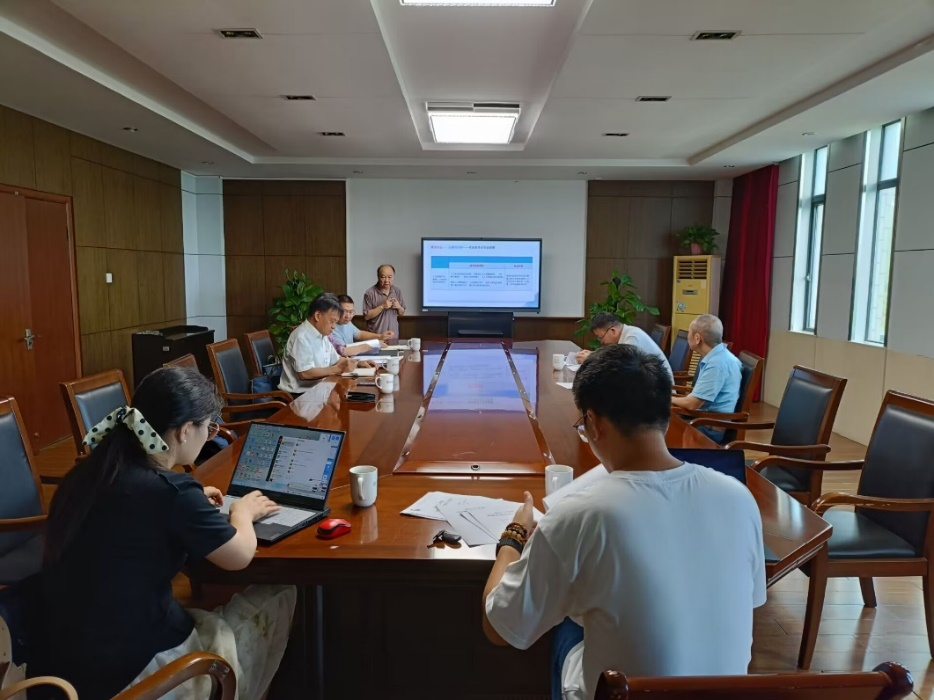 bat365官网顺利召开新建实验室论证会